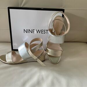 Nine West LYSSAO Gold/Silver Metallic Sandals, Size 7.5 M